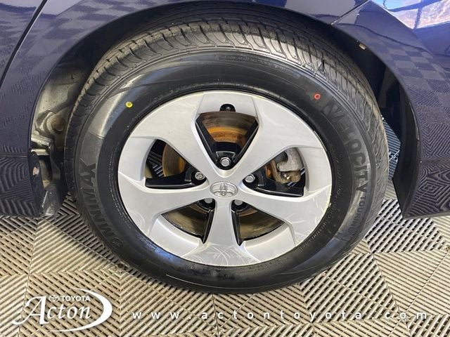 2014 Toyota PRIUS Two