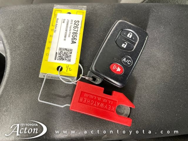 2015 Toyota PRIUS Three