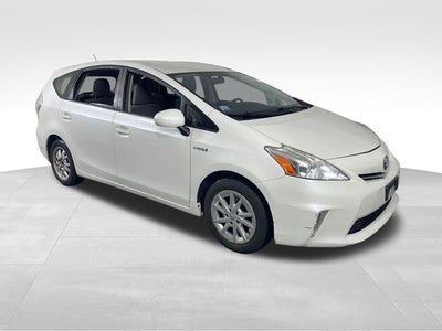 2014 Toyota PRIUS v Three
