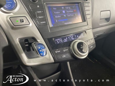 2014 Toyota PRIUS v Three