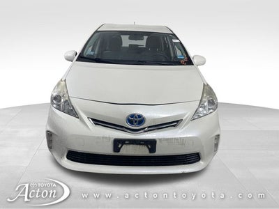 2014 Toyota PRIUS v Three