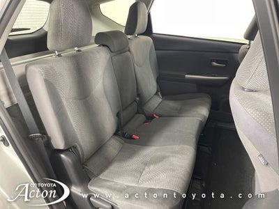 2014 Toyota PRIUS v Three
