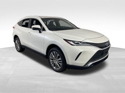 2022 Toyota Venza XLE