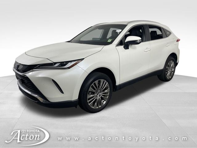 2022 Toyota Venza XLE