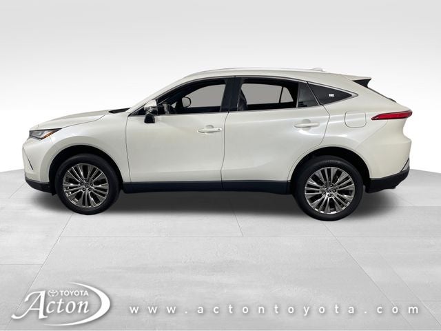 2022 Toyota Venza XLE