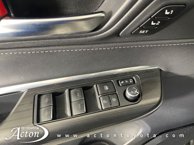 2024 Toyota Venza Nightshade
