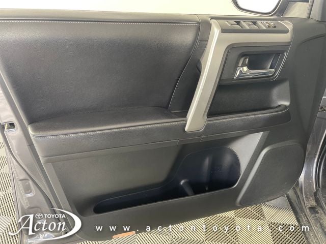 2017 Toyota 4RUNNER SR5