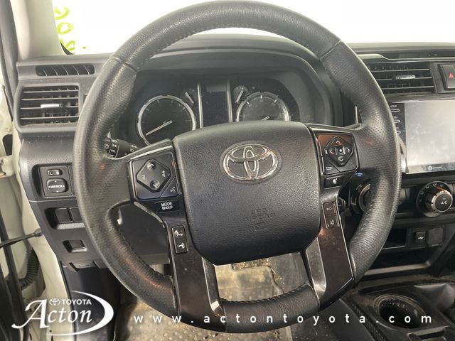 2022 Toyota 4Runner TRD Off-Road