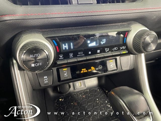 2024 Toyota RAV4 PRIME SE