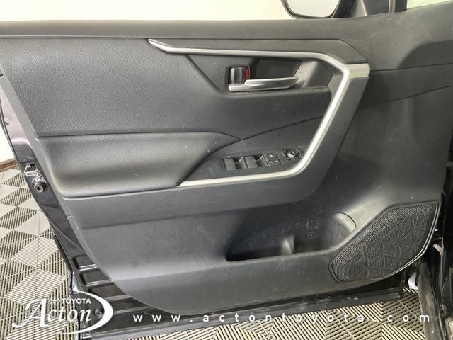 2024 Toyota RAV4 Prime SE