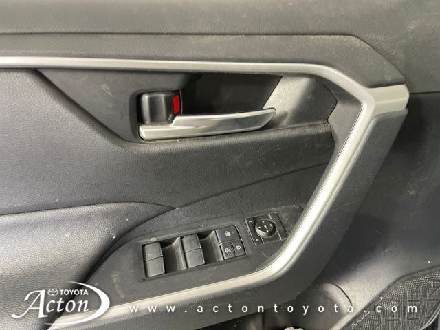 2024 Toyota RAV4 Prime SE