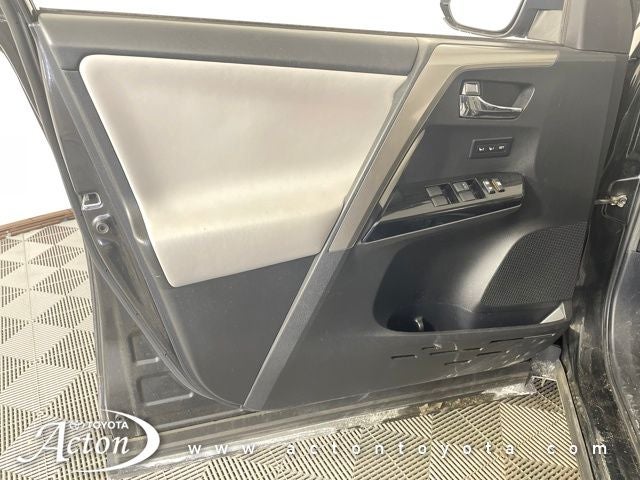 2017 Toyota RAV4 HYBRID Limited