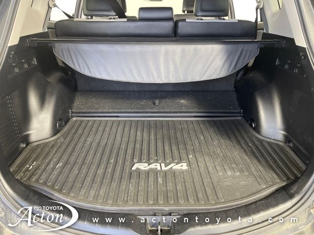 2017 Toyota RAV4 HYBRID Limited