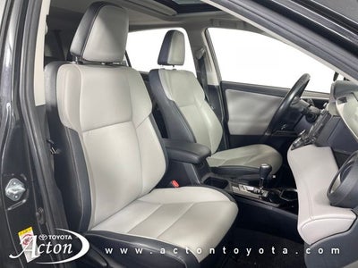 2017 Toyota RAV4 HYBRID Limited