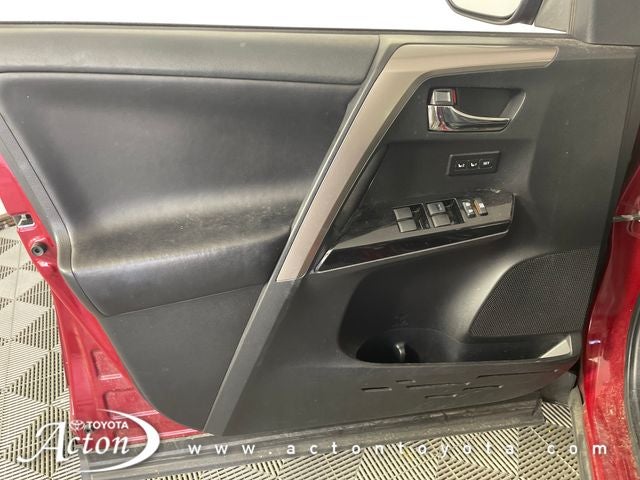 2018 Toyota RAV4 HYBRID Limited