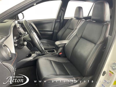 2017 Toyota RAV4 SE