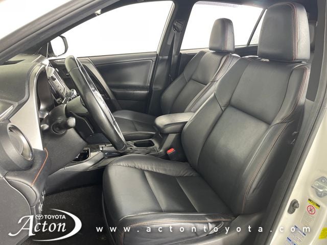 2017 Toyota RAV4 SE
