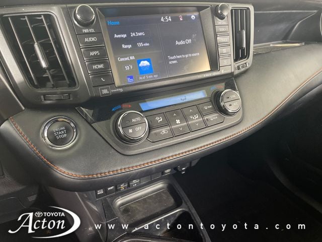 2017 Toyota RAV4 SE