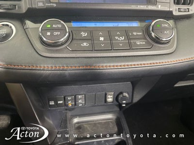 2017 Toyota RAV4 SE
