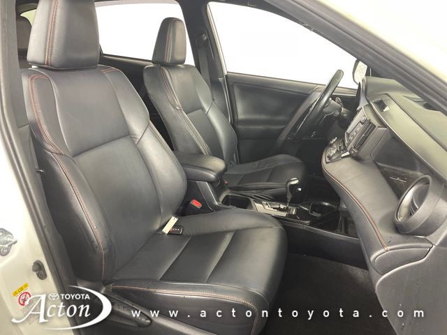 2017 Toyota RAV4 SE