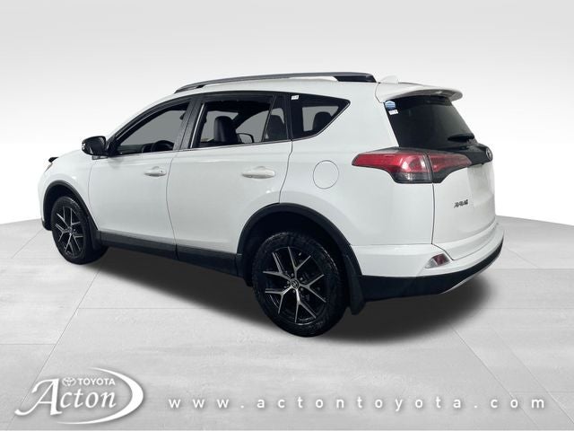 2017 Toyota RAV4 SE