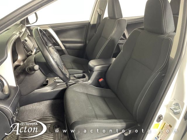 2017 Toyota RAV4 Hybrid XLE
