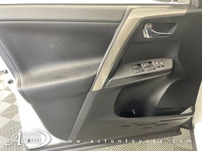 2017 Toyota RAV4 Hybrid XLE