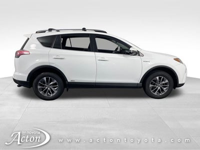 2017 Toyota RAV4 Hybrid XLE