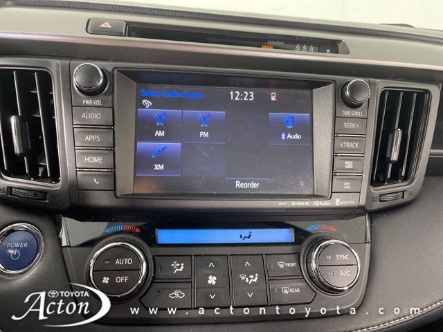 2017 Toyota RAV4 Hybrid XLE