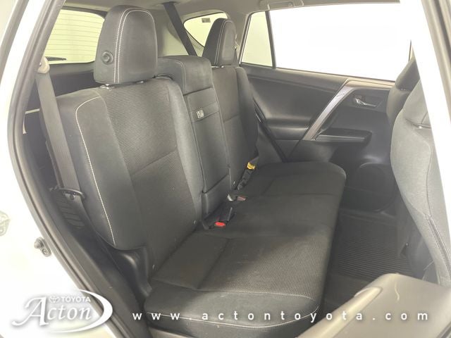 2017 Toyota RAV4 Hybrid XLE