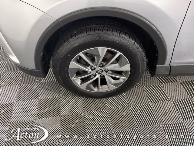 2017 Toyota RAV4 Hybrid XLE