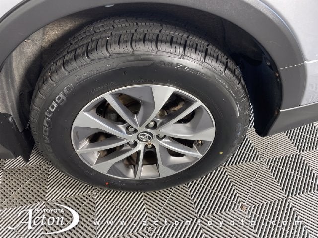 2017 Toyota RAV4 Hybrid XLE