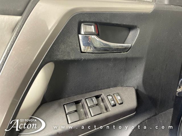 2017 Toyota RAV4 Hybrid XLE