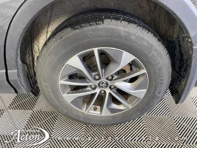 2017 Toyota RAV4 Hybrid XLE