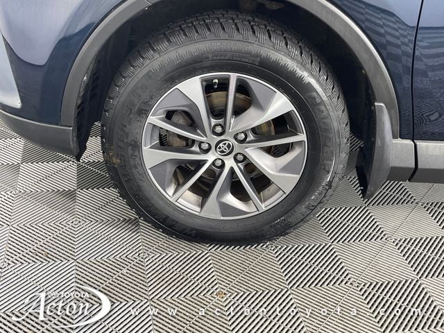 2018 Toyota RAV4 HYBRID XLE