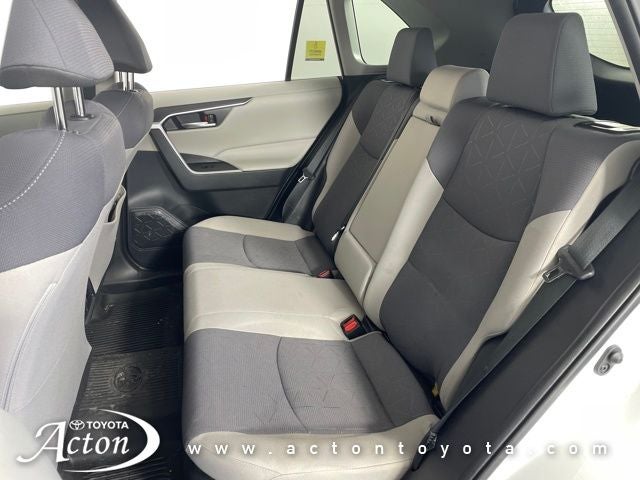 2019 Toyota RAV4 HYBRID XLE