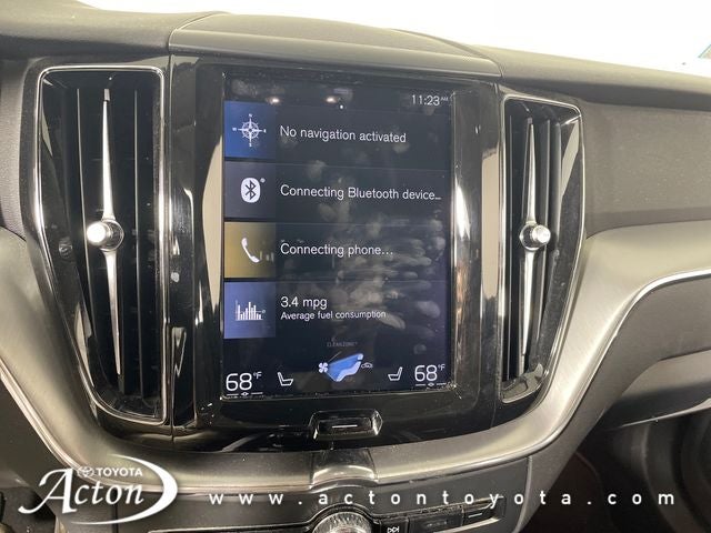 2019 Volvo XC60 T5 Momentum