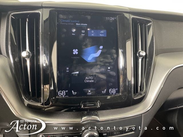 2019 Volvo XC60 T5 Momentum