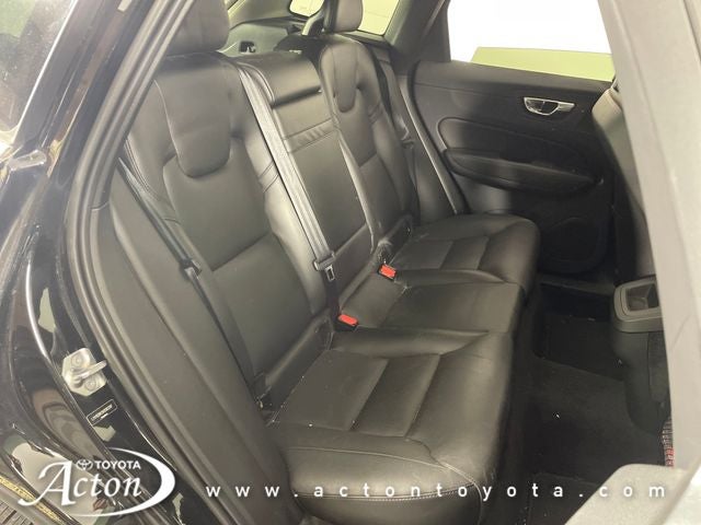 2019 Volvo XC60 T5 Momentum