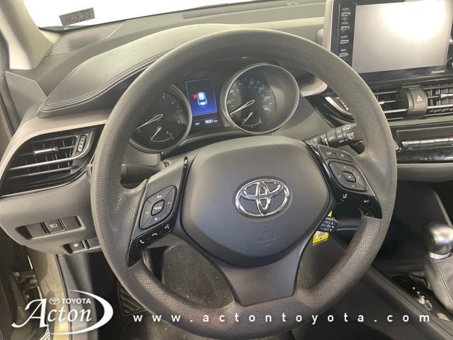 2021 Toyota C-HR LE - Photo 18