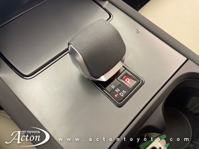 2024 Land Rover Discovery Sport S
