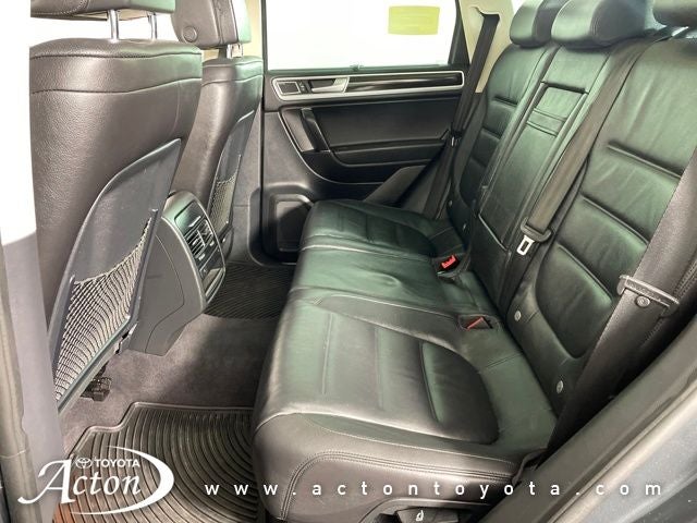 2016 Volkswagen Touareg V6 Executive