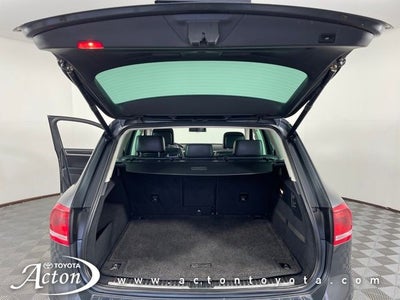 2016 Volkswagen Touareg V6 Executive