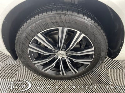 2022 Volvo XC60 B5 Inscription