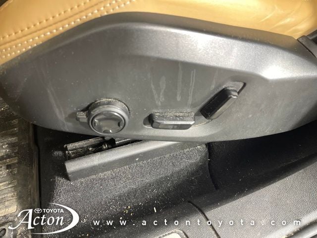 2022 Volvo XC60 B5 Inscription