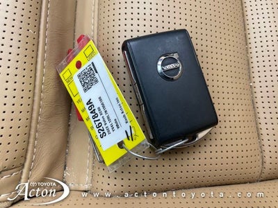 2022 Volvo XC60 B5 Inscription