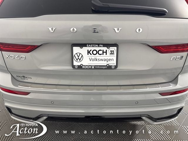 2025 Volvo XC60 B5 Ultra