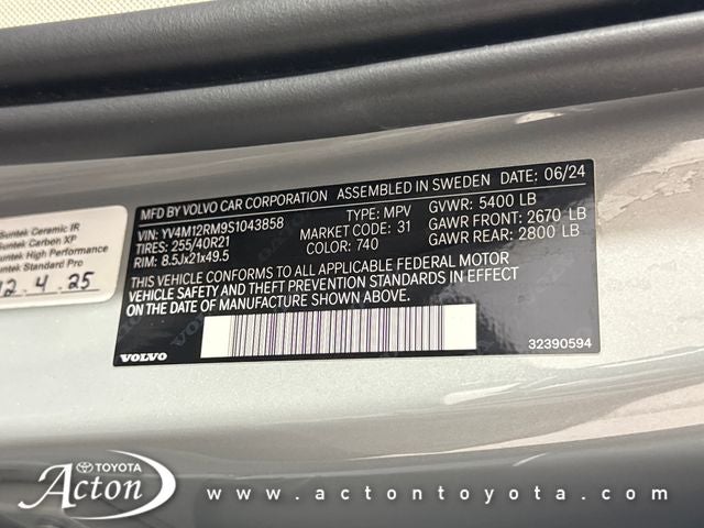 2025 Volvo XC60 B5 Ultra